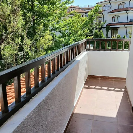 Scenic, 2 Bedroom With Views Kableshkovo (Burgas)