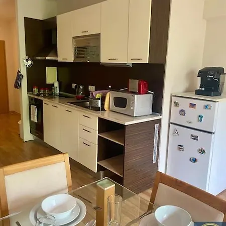 Scenic, 2 Bedroom With Views Διαμέρισμα *