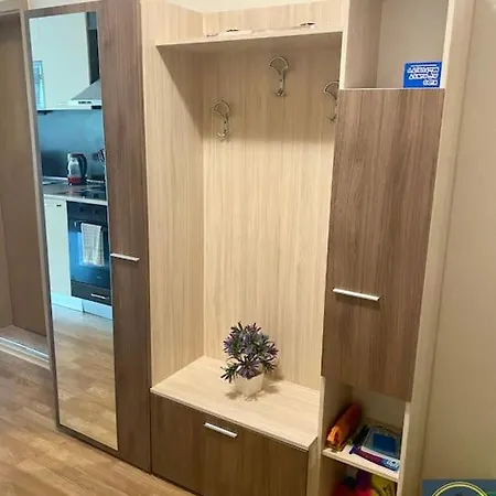 Scenic, 2 Bedroom With Views *